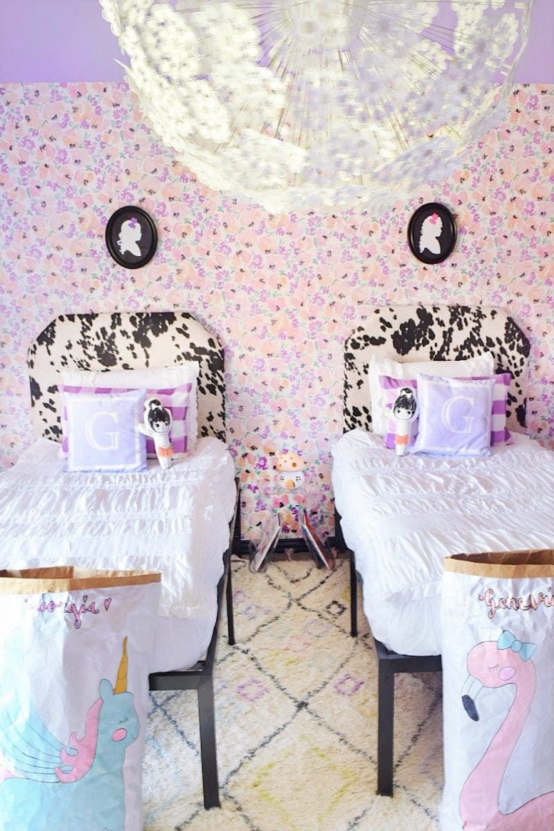 little girls room