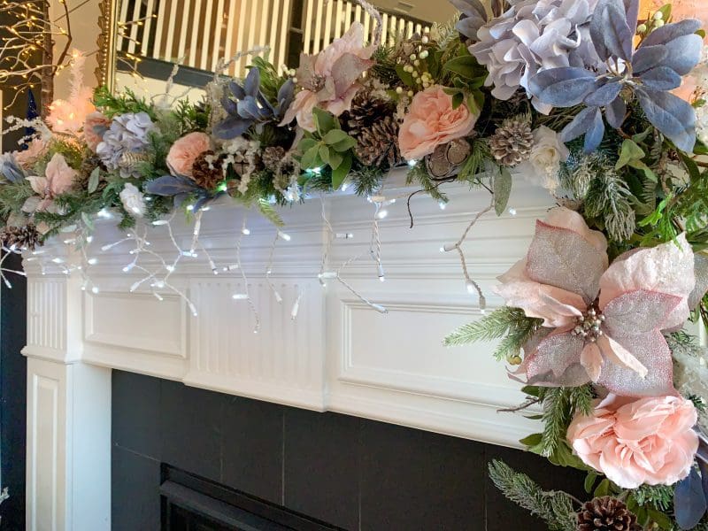 how to decorate you holiday mantel